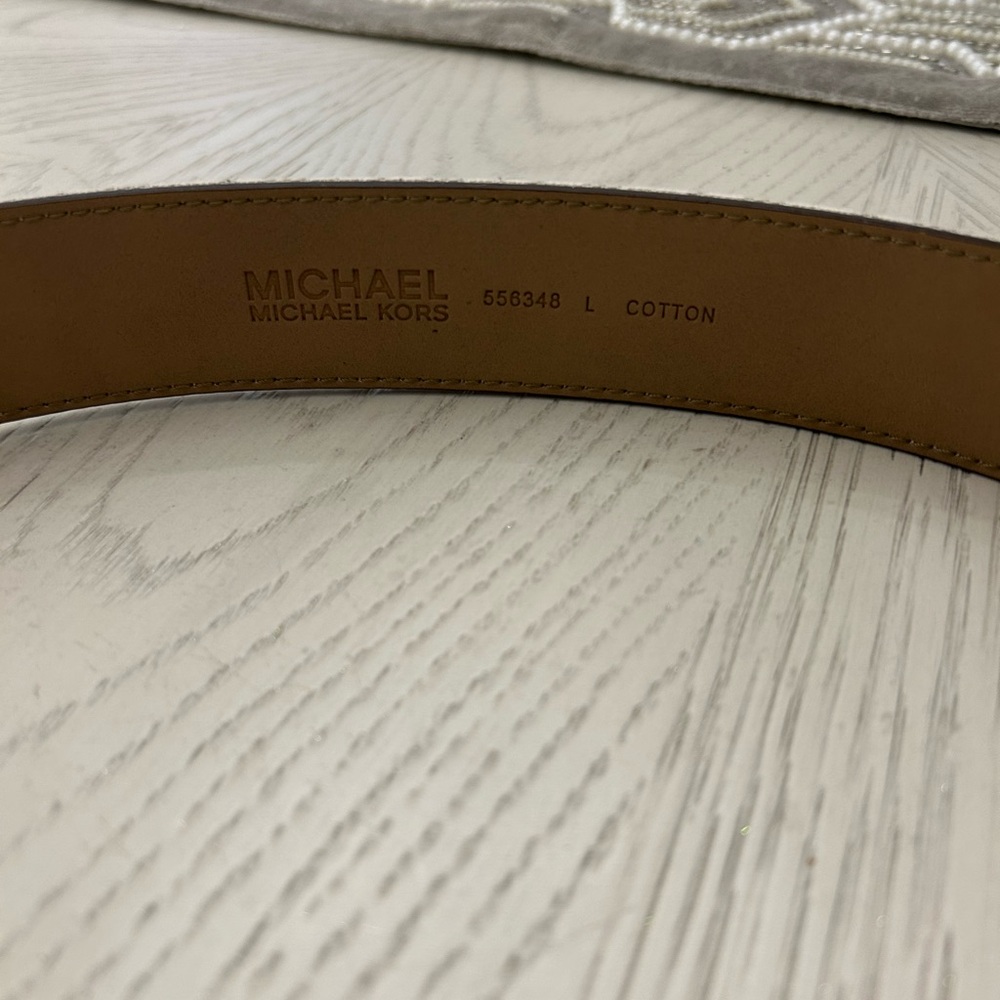 Michael Kors Cream and Gold Designer Belt - Picture 4 of 5